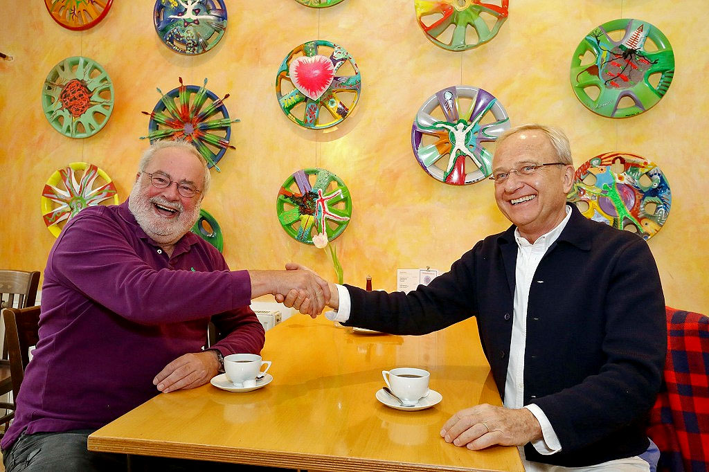 3.000 Euro Spende für Restaurant Grenzenlos