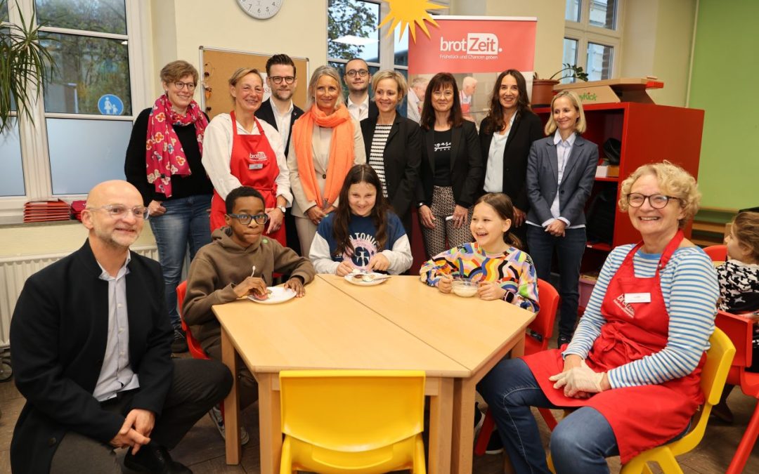 Schaffrath Stiftung spendet 12.000 Euro für ein gesundes Frühstück an Grundschulen